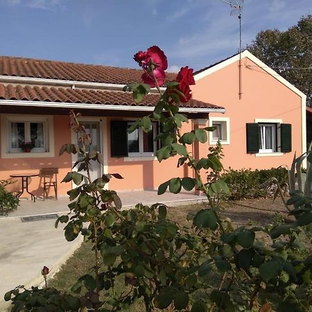 Lonelia'S Family Homes ليفكيمي المظهر الخارجي الصورة